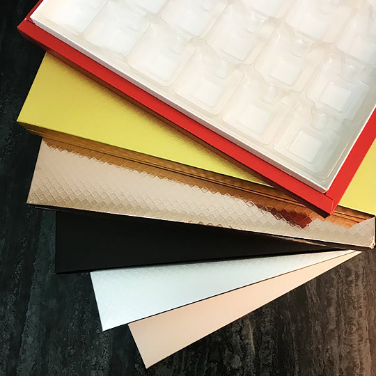 750 gr Cardboard Chocolate Boxes | 6x4 Seperator