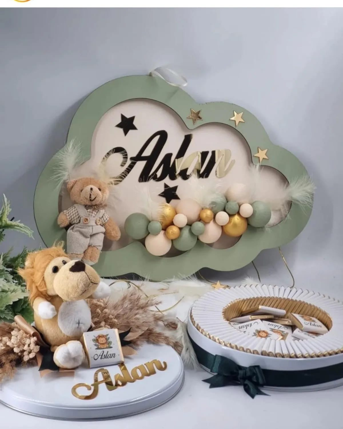 Baby Door Sign ( with Led + Balloon Decor ) and Chocolate Box