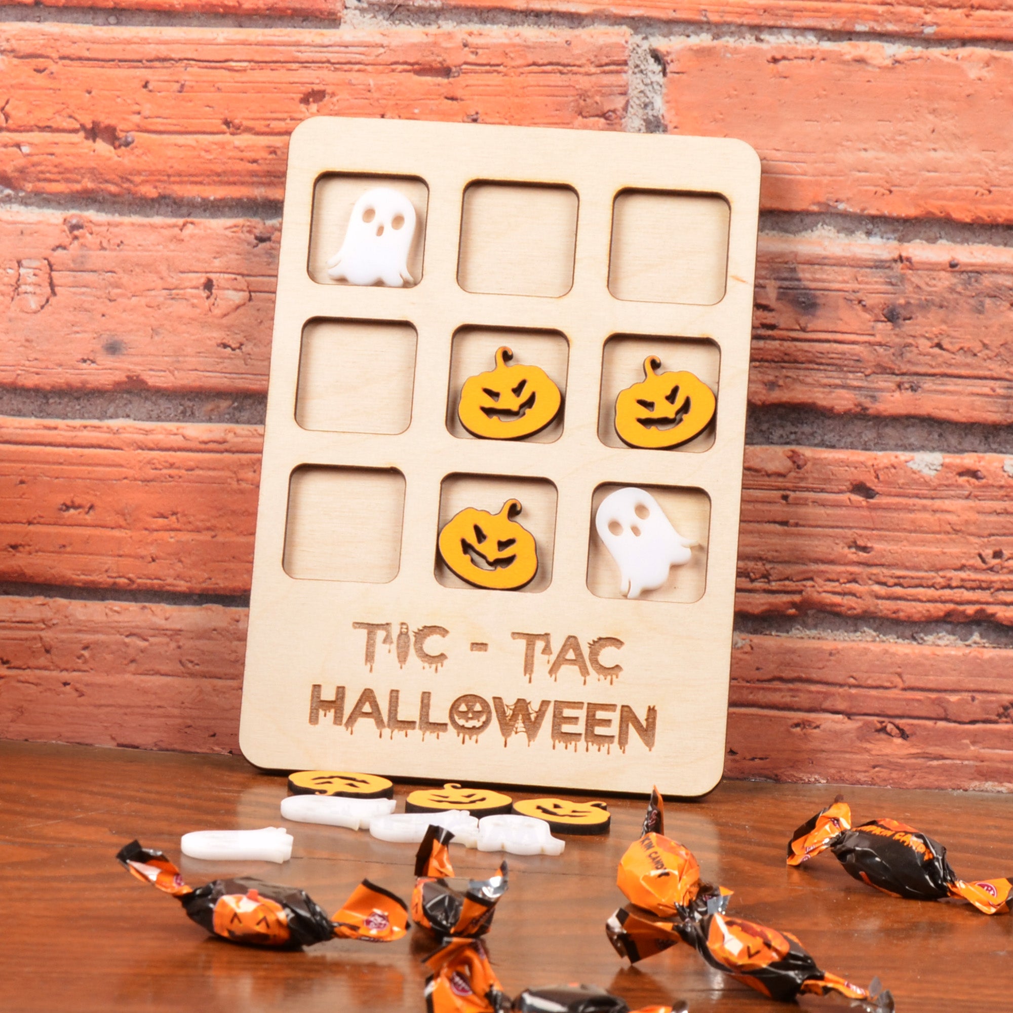 Wooden Halloween Tic Tac Toe Board
