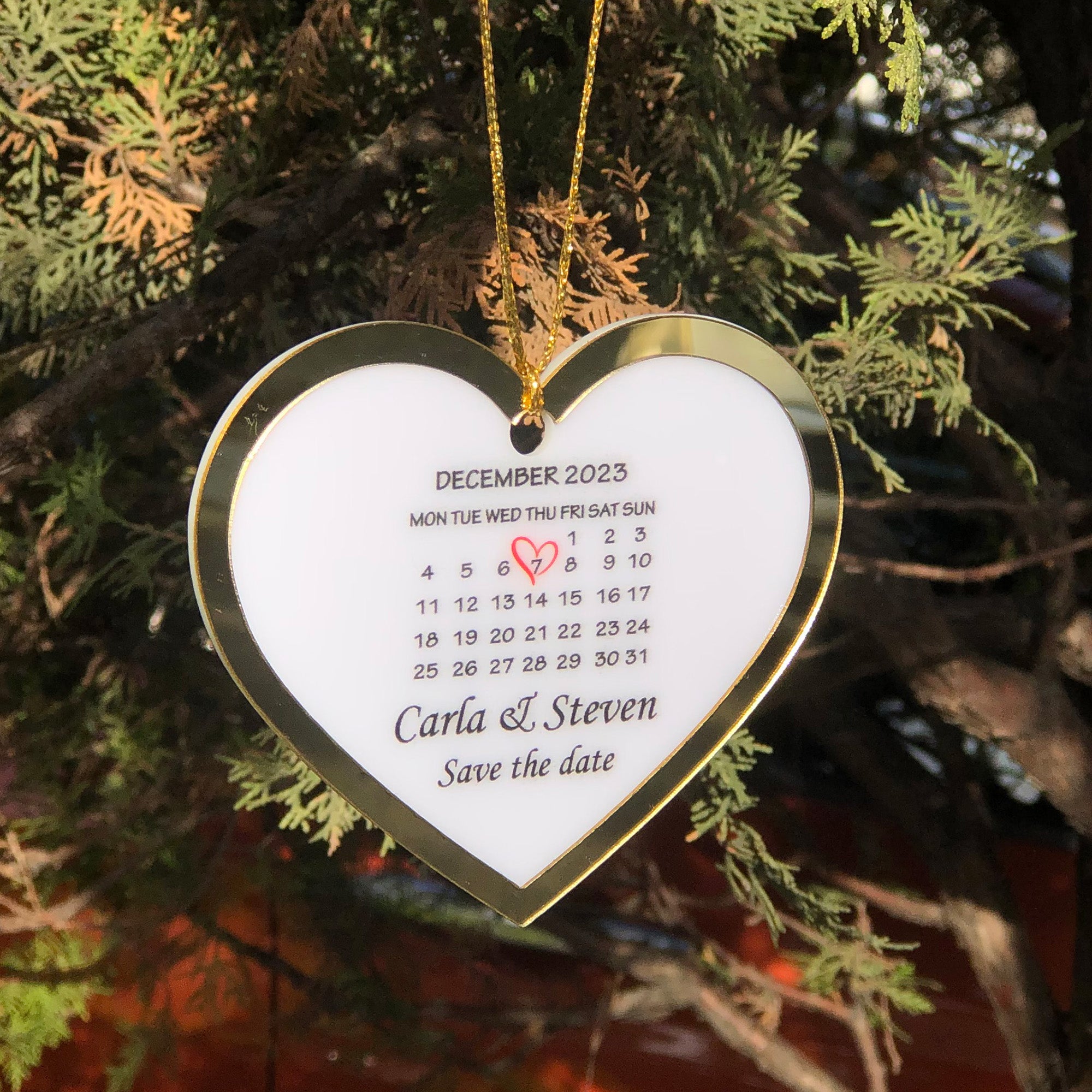 Ornamento personalizzato per la data del matrimonio, ornamento per matrimonio, calendario, regalo di anniversario, il nostro primo Natale, regalo per sposi, regalo di fidanzamento