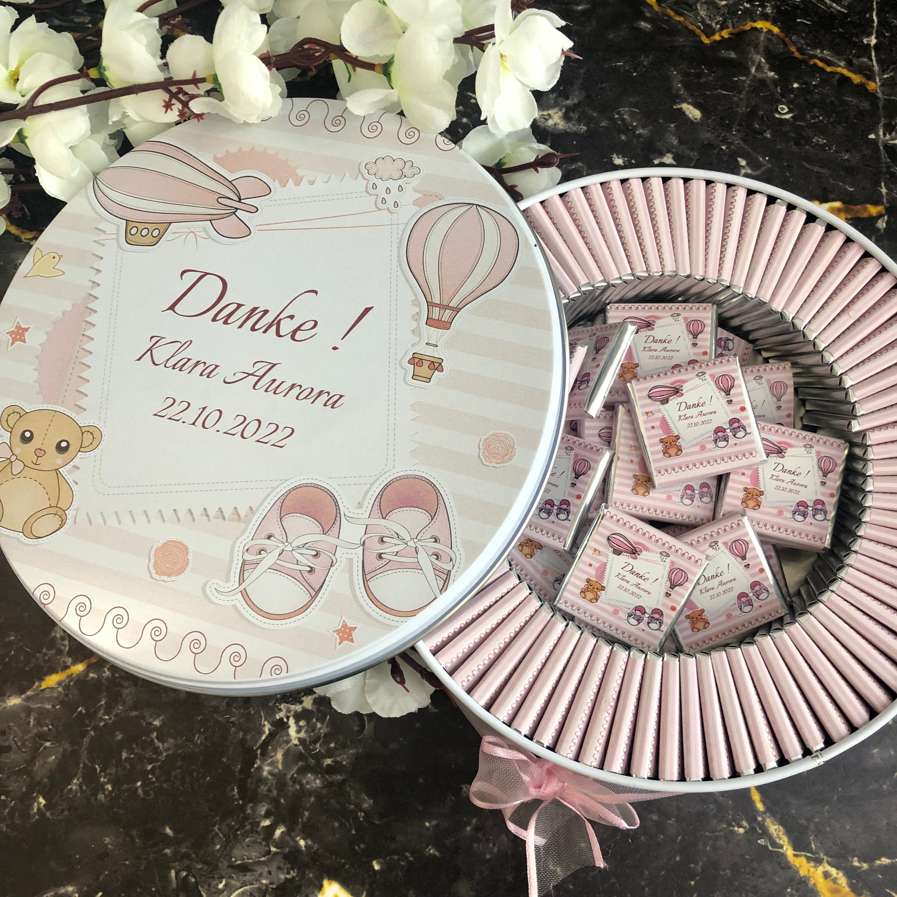 Girl Baby Chocolate - (Metal Box, 100 Chocolates)