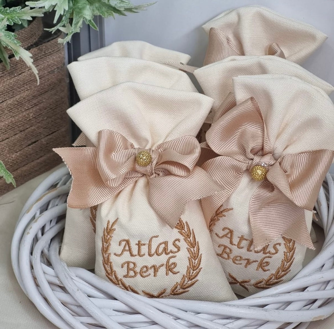 Bustine di lavanda personalizzate ricamate per ragazzo (10 pz)
