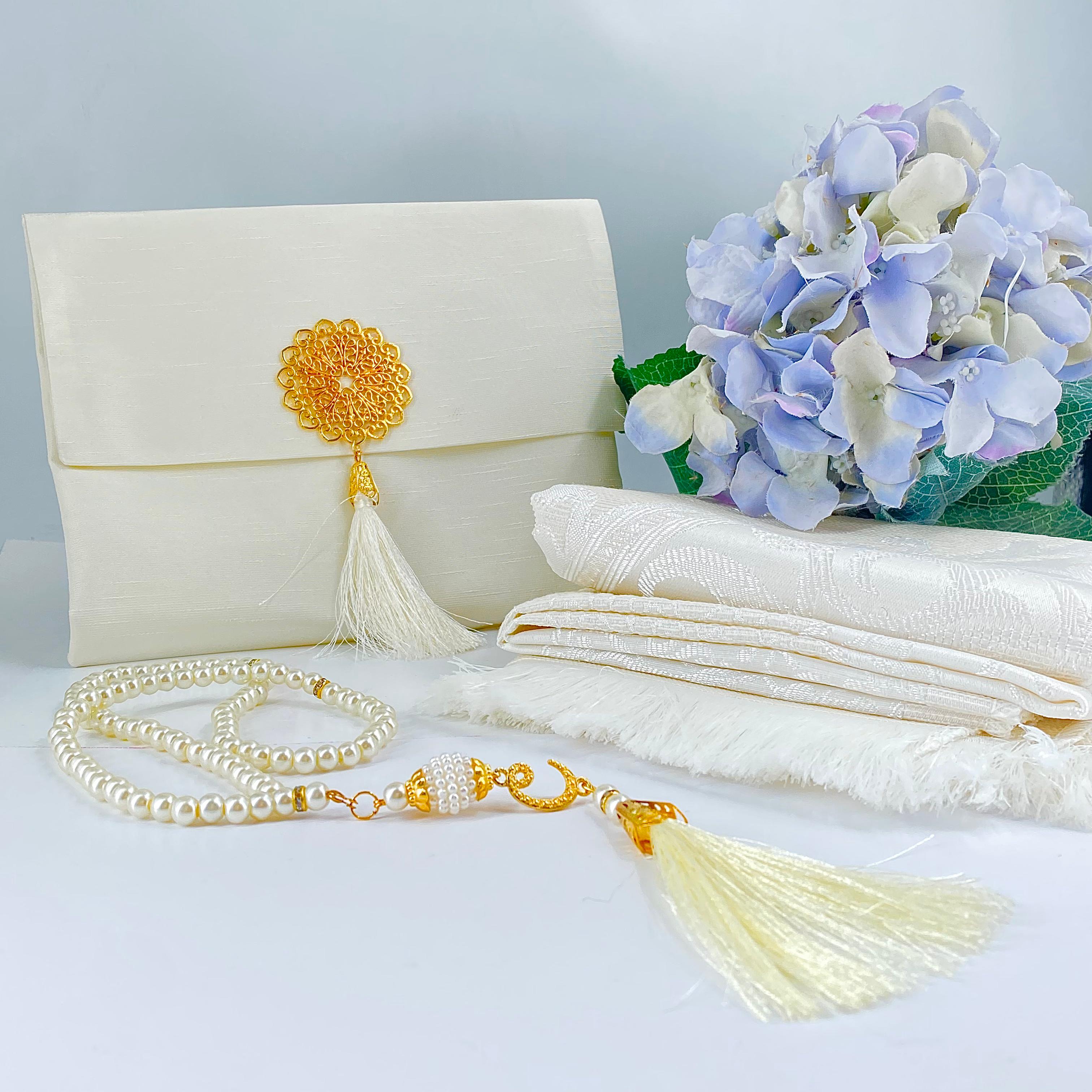 Luxury Prayer Mat and Tasbeeh