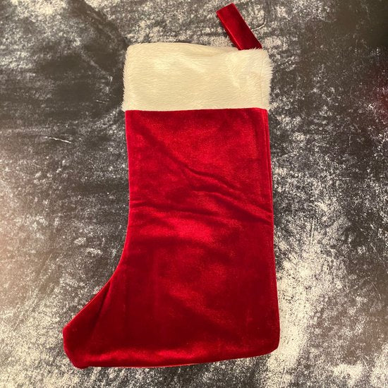 Calza rossa per la decorazione dell'albero di Natale