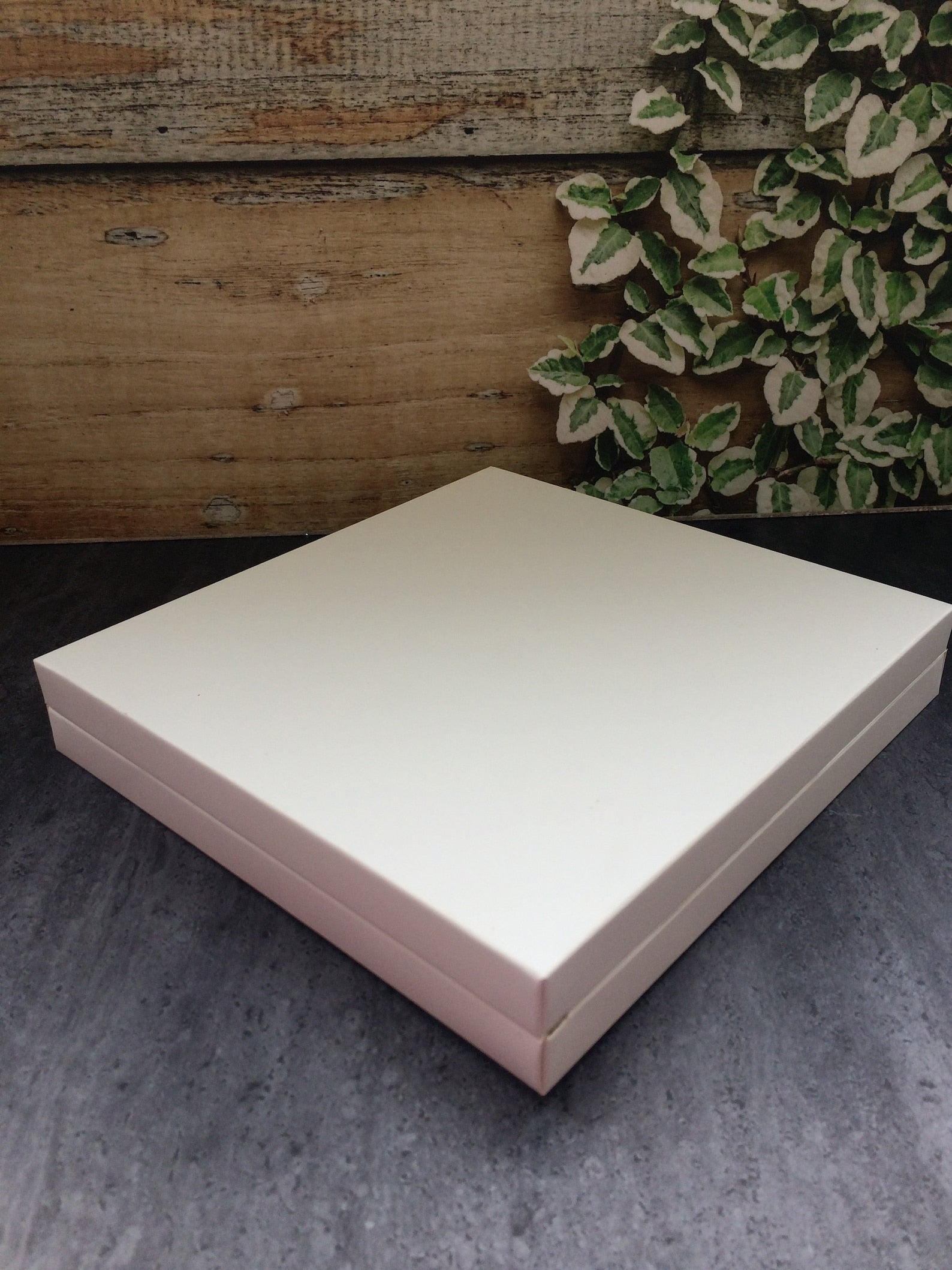 500 gr Cardboard Chocolate Boxes | 4x4 Seperator