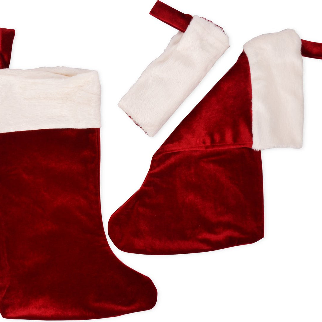 Calza rossa per la decorazione dell'albero di Natale