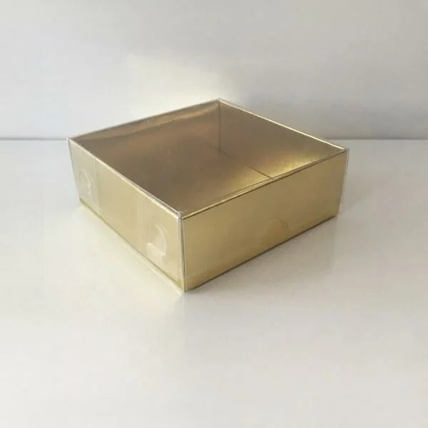 9x9x3 cm große Pappschachtel mit transparentem Deckel