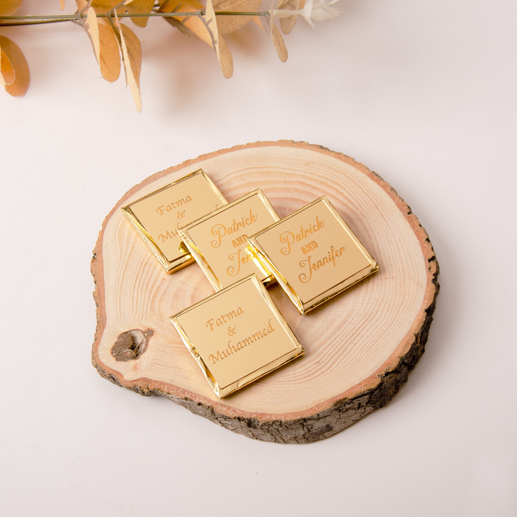 Set of 50 Personalized Wedding Chocolates with Plexi