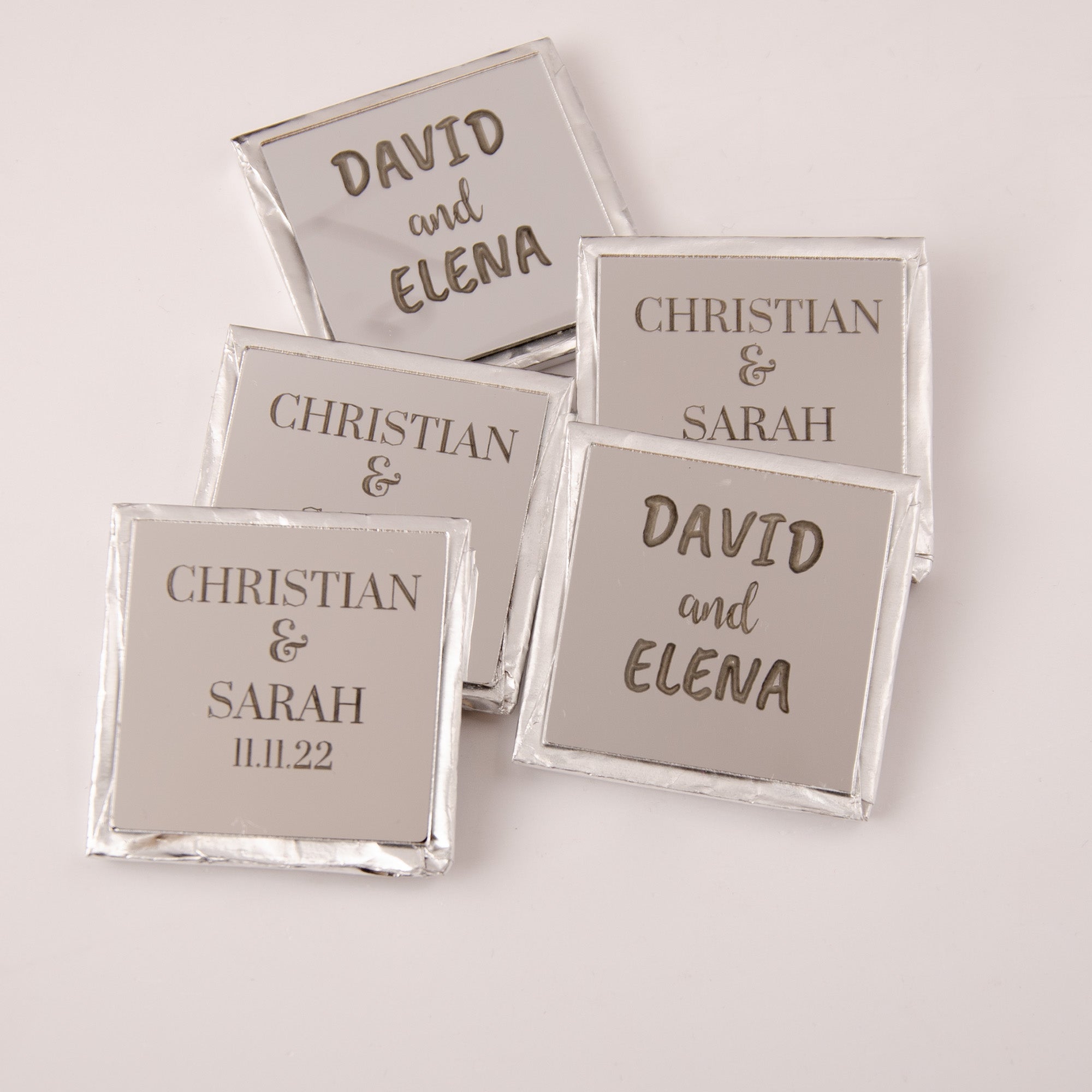 Set of 50 Personalized Wedding Chocolates with Plexi
