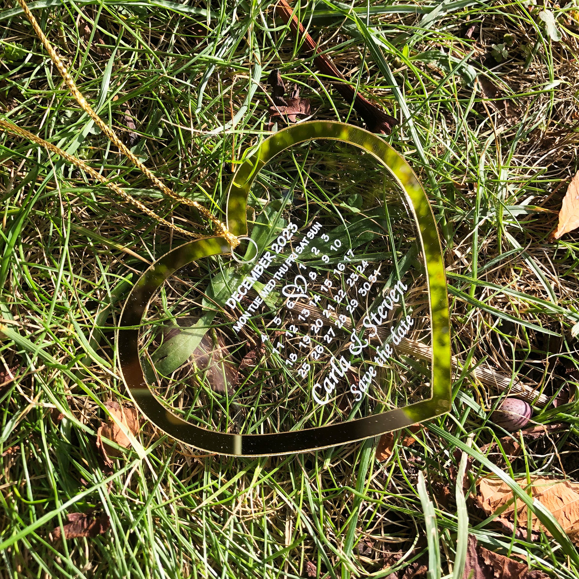 Ornamento personalizzato per la data del matrimonio, ornamento per matrimonio, calendario, regalo di anniversario, il nostro primo Natale, regalo per sposi, regalo di fidanzamento