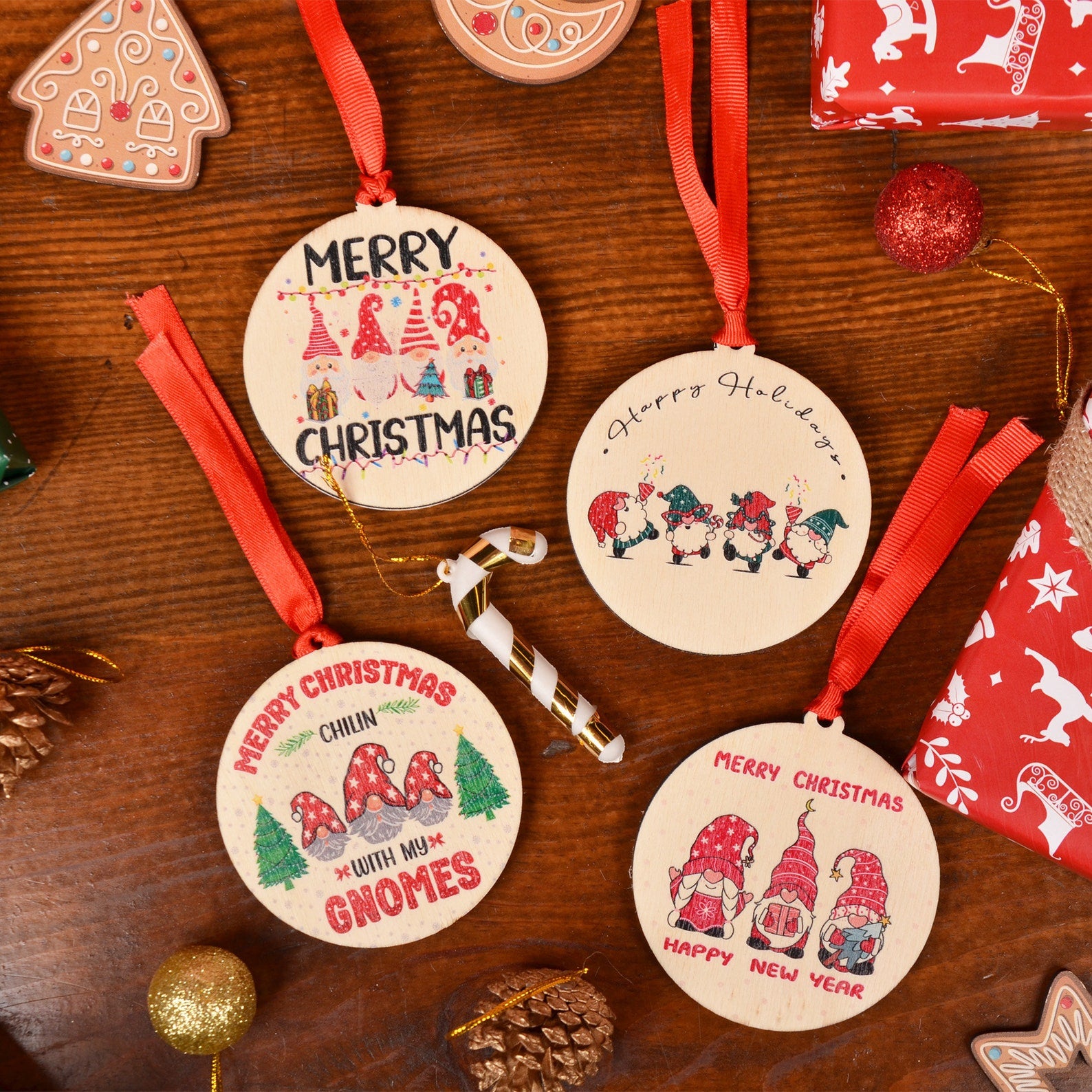 Adornos navideños gnomos 4 piezas